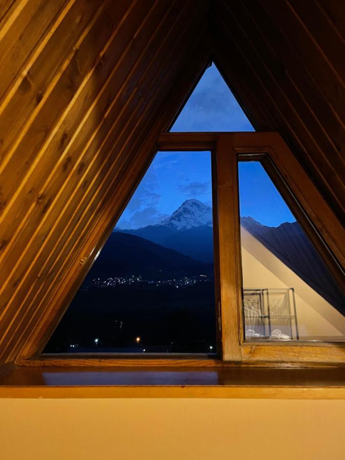 Graf Kazbegi Hotel Buitenkant foto
