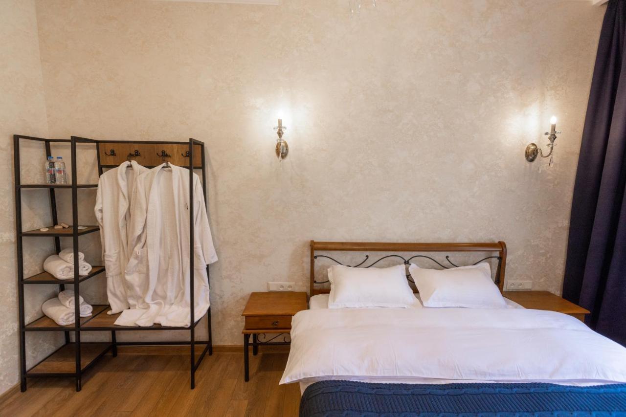 Graf Kazbegi Hotel Buitenkant foto